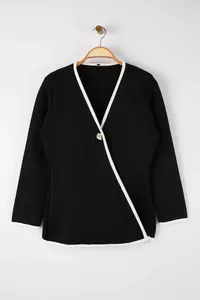 Trendyol Curve Black Piping Detailed Asymmetric Cut Knitwear Jacket Look Cardigan - Image 5