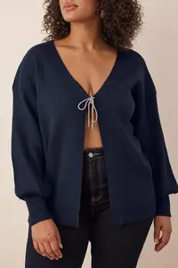 Trendyol Curve Navy Blue Bow/Ribbon Detailed Knitwear Cardigan - Image 3