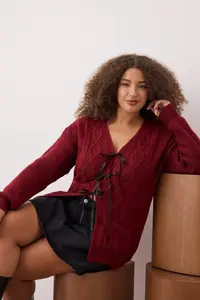 Trendyol Curve Burgundy Ribbon/Bow Detailed Knitwear Cardigan
