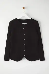Trendyol Curve Black Crew Neck Jacket Look Knitwear Cardigan - Image 6