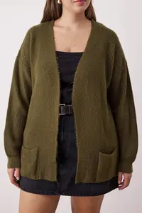 Trendyol Curve Khaki Soft textured Pocket Detail Knitwear Cardigan - Image 3
