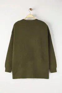 Trendyol Curve Khaki Soft textured Pocket Detail Knitwear Cardigan - Image 7