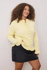 Trendyol Curve Yellow Button & Flywheel Detailed Soft textured Knitwear Cardigan