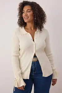 Trendyol Curve Ecru Mercerized Look Ribbed Polo Shirt Collar Knitwear Cardigan - Image 2