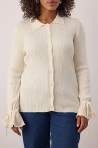 Trendyol Curve Ecru Mercerized Look Ribbed Polo Shirt Collar Knitwear Cardigan - Image 3