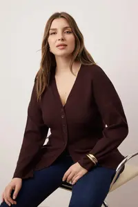 Trendyol Curve Brown V-neck Mercerized Look Premium Yarn/Special Yarn Knitwear Cardigan - Image 2