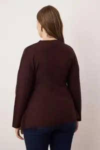 Trendyol Curve Brown V-neck Mercerized Look Premium Yarn/Special Yarn Knitwear Cardigan - Image 4
