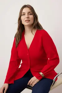 Trendyol Curve Red V-neck Mercerized Look Premium Yarn/Special Yarn Knitwear Cardigan - Image 2