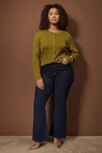 Trendyol Curve Wardrobe Essentials Oil Green Button Detailed Cotton Basic Knitwear Cardigan - Image 2