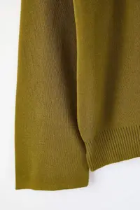 Trendyol Curve Wardrobe Essentials Oil Green Button Detailed Cotton Basic Knitwear Cardigan - Image 7
