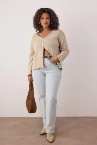 Trendyol Curve Beige Cotton V-neck Relax Fit Knitwear Cardigan