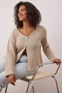 Trendyol Curve Beige Cotton V-neck Relax Fit Knitwear Cardigan - Image 2