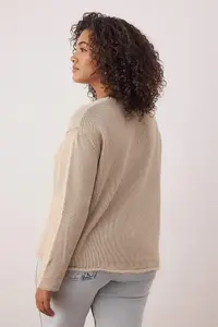 Trendyol Curve Beige Cotton V-neck Relax Fit Knitwear Cardigan - Image 4