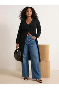 Trendyol Curve Black Soft textured V-neck Cardigan/Dress Dual Use Knitwear Cardigan