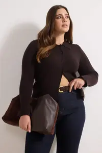 Trendyol Curve Wardrobe Essentials Brown Premium Yarn Polo Shirt Collar Knitwear Cardigan