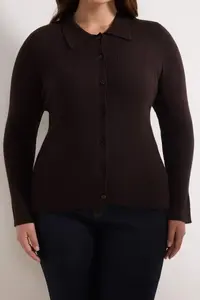 Trendyol Curve Wardrobe Essentials Brown Premium Yarn Polo Shirt Collar Knitwear Cardigan - Image 3