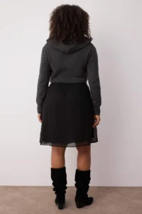 Trendyol Curve Black Mini Siphon Weaving Plus Size Skirt - Image 4