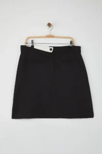 Trendyol Curve Black Contrast Belt Detailed Mini Weaving Plus Size Skirt - Image 5