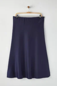 Trendyol Curve Navy Blue Midi Size Satin Weaving Plus Size Skirt - Image 6