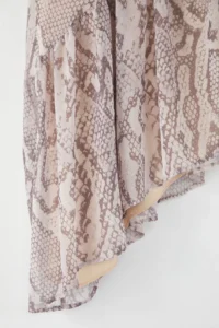 Trendyol Curve Multicolored Snake Patterned Asymmetric Weaving Plus Size Midi Skirt - Image 6
