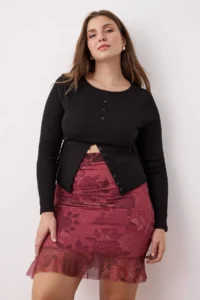 Trendyol Curve Burgundy Floral Mini Knitting Plus Size Skirt - Image 2