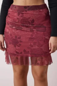 Trendyol Curve Burgundy Floral Mini Knitting Plus Size Skirt - Image 3