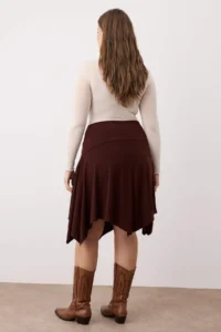 Trendyol Curve Brown Elastic Waist Skirt Tip Asymmetric Midi Knitting Plus Size Skirt - Image 4