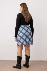 Trendyol Curve Mavi Teen Plaid Patterned Knitting Plus Size Skirt - Image 4
