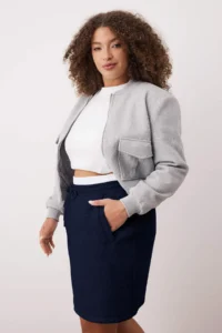 Trendyol Curve Navy Blue Waist Poplin Detailed Knitting Mini Plus Size Skirt - Image 2