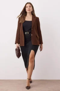 Trendyol Curve Black Slit Detailed Knitting Flexible Material Plus Size Midi Skirt - Image 2