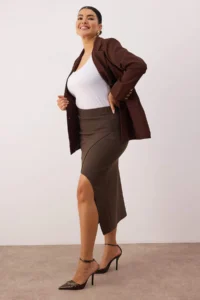 Trendyol Curve Brown Slit Detailed Knitting Flexible Material Plus Size Midi Skirt - Image 2