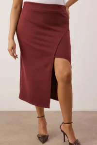 Trendyol Curve Burgundy Slit Detailed Knitting Flexible Material Plus Size Midi Skirt - Image 3