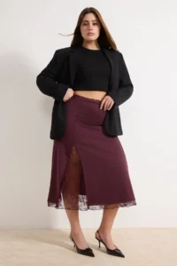 Trendyol Curve Plum Lace Slit Detailed Midi Knitting Plus Size Skirt - Image 2