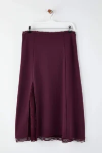 Trendyol Curve Plum Lace Slit Detailed Midi Knitting Plus Size Skirt - Image 5