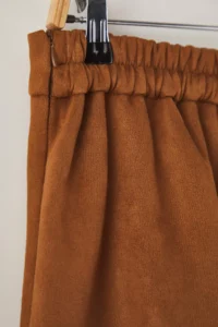 Trendyol Curve Brown Suede pleated Mini Weaving Plus Size Skirt - Image 7