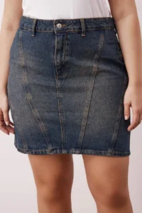 Trendyol Curve More Sustainable Dark Blue Stitching Detailed 100% Cotton Non-Stretch Mini Denim Skirt - Image 3