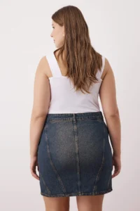 Trendyol Curve More Sustainable Dark Blue Stitching Detailed 100% Cotton Non-Stretch Mini Denim Skirt - Image 4