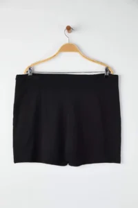 Trendyol Curve Black Short Knitting Plus Size Shorts Skirt - Image 6