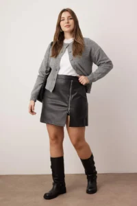 Trendyol Curve Black Faux Leather Mini Zipper Detailed Winter Weaving Plus Size Skirt