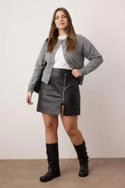TBBAW26AZ00046-BLACK_1