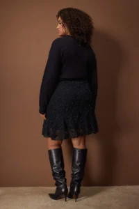 Trendyol Curve Black Skirt Tip Frilly Knitting Lace Plus Size Skirt - Image 4