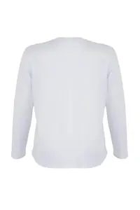 Trendyol Curve White 100% Cotton Long Sleeve Crew Neck Regular Basic Knitting Plus Size T-Shirt - Image 7