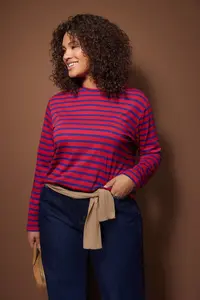 Trendyol Curve Navy Blue Striped Regular/Normal Pattern Basic Crew Neck Knitting T-Shirt - Image 2