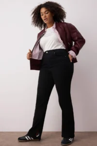 Trendyol Curve Black High Waist Slit Detailed Flare Fit plus size jeans - Image 2