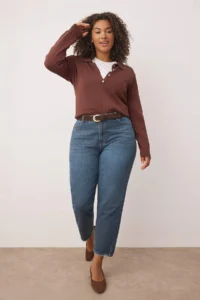 Trendyol Curve Mavi Yüksel Waist Destroy Detailed Mom Fit Denim Plus Size Jeans - Image 2