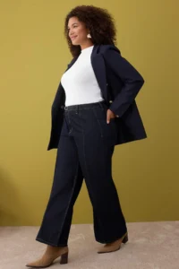 Trendyol Curve Dark Blue High Waist Arched Wide Leg denim plus size jeans - Image 3