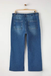 Trendyol Curve Mavi High Waist Cutaway Straight Fit denim plus size jeans - Image 6