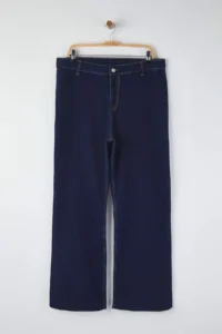 Trendyol Curve Dark Blue High Waist Cutaway Straight Fit denim plus size jeans - Image 5