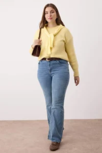 Trendyol Curve Mavi High Waist flared leg Flare Fit denim plus size jeans - Image 2