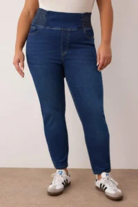 Trendyol Curve Mavi High Waist Waist Detailed Plus Size skinny jeans - Image 3